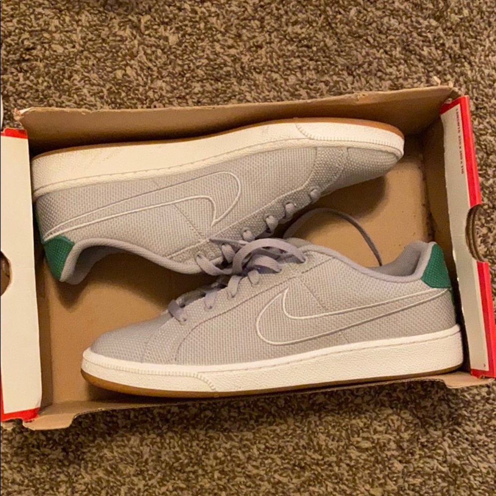 Nike’s shoes